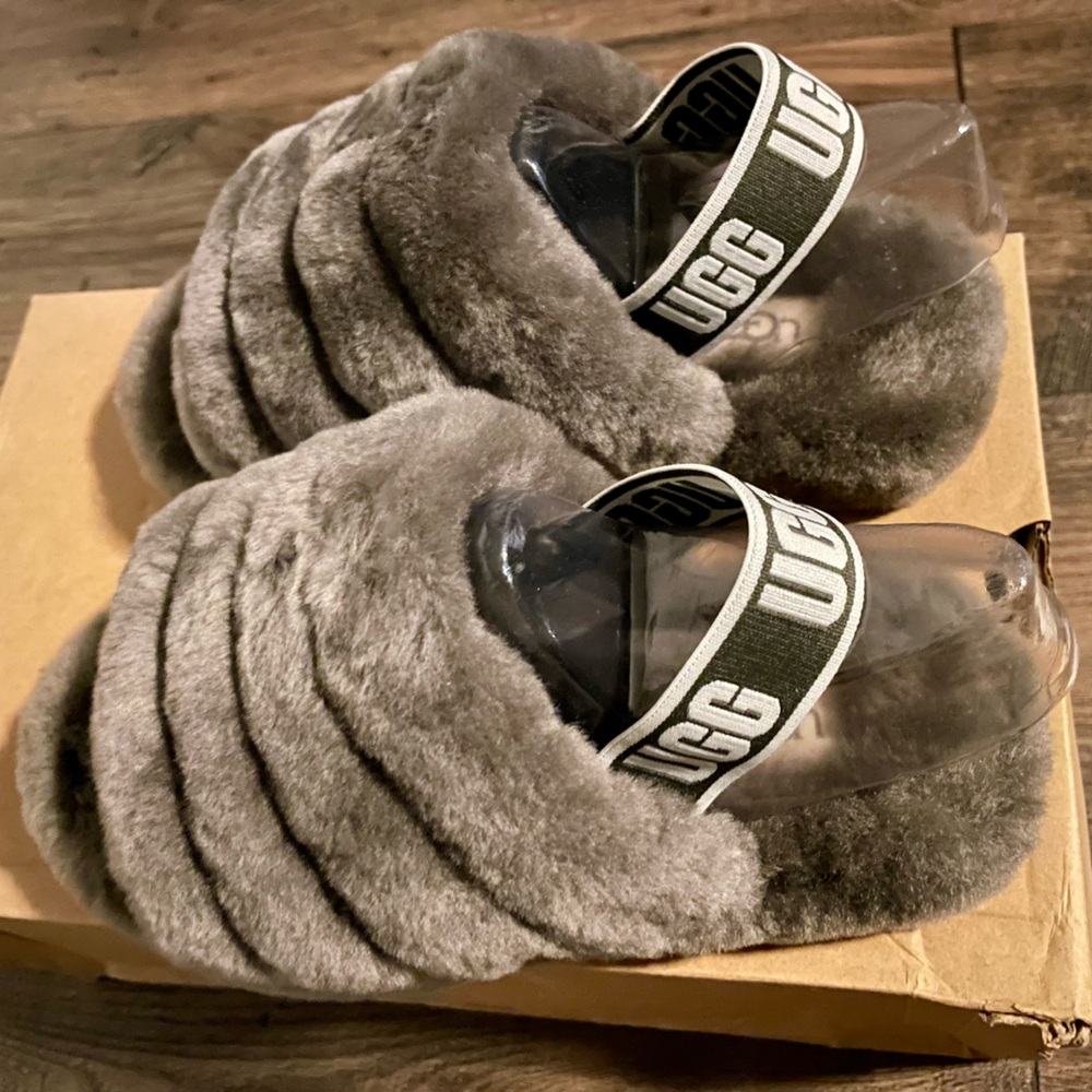UGG KIDS FLUFF YEAH SLIDE